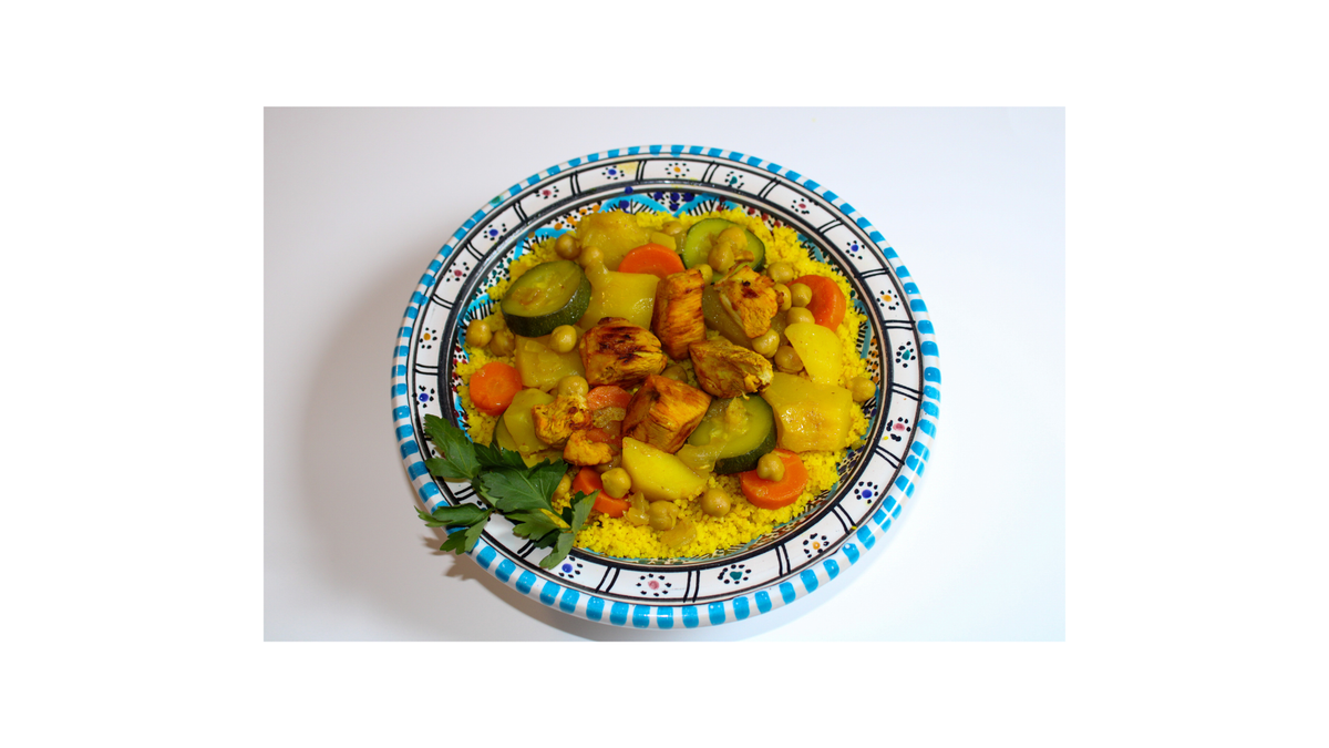 Plat de couscous au poulet: Complet et nutritif